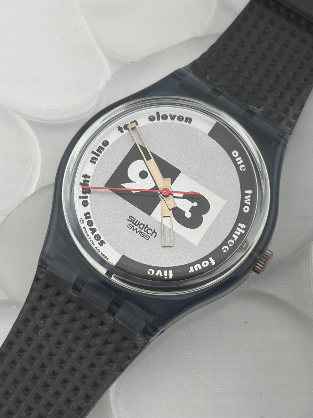 Swatch Watch - GM108 - NUENI